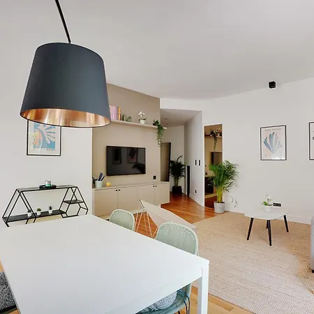 Daire Cozy 2 Beds Ranelagh *