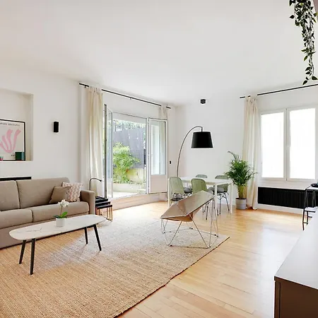 Cozy 2 Beds Ranelagh Daire